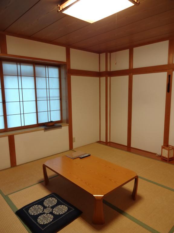 Hotel Mizubasho No Yado Higashi Katashina Habitación foto